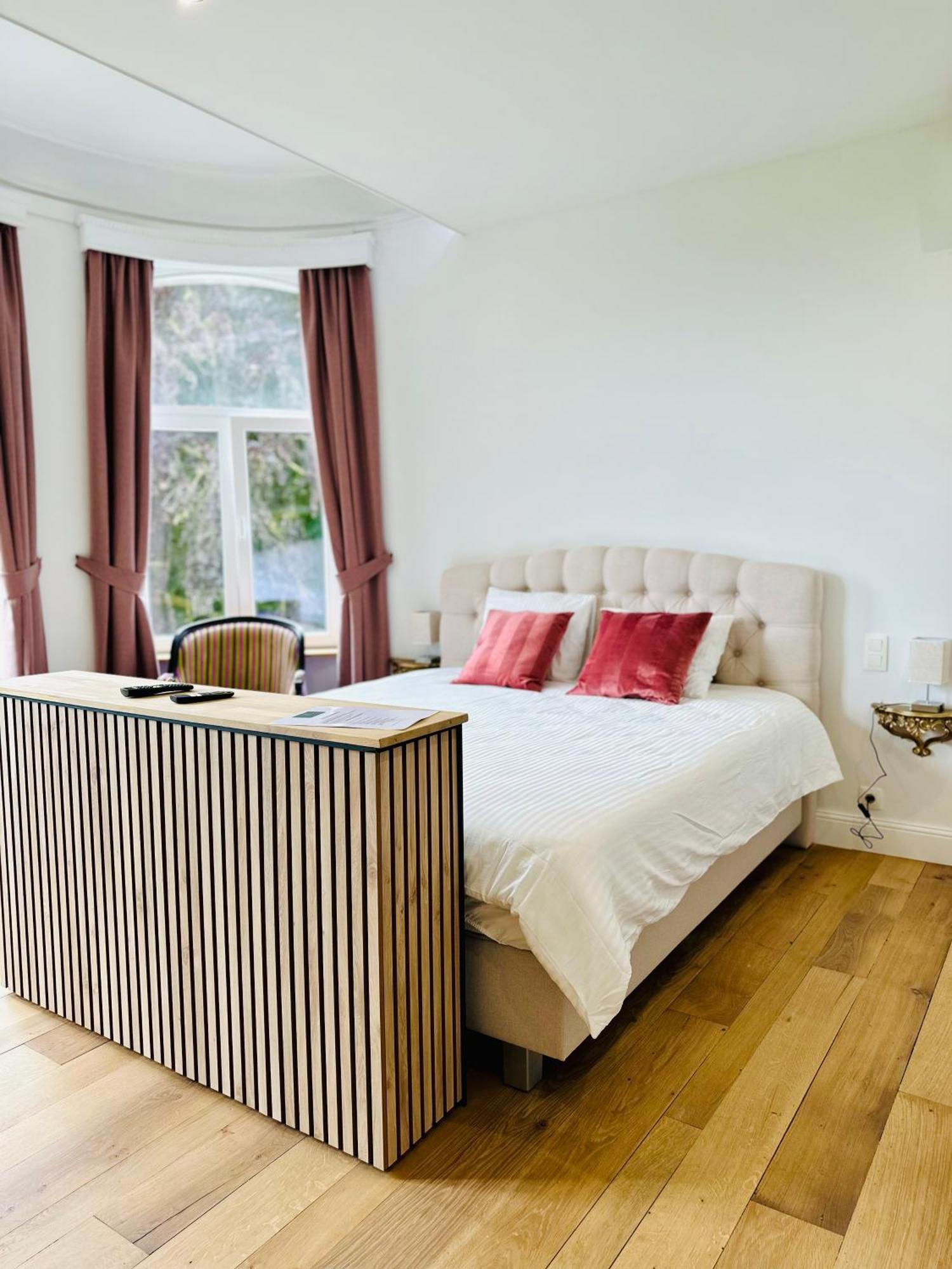 Suite Luxueuse Au Chateau De Saint Vitu 104 Tinlot Buitenkant foto