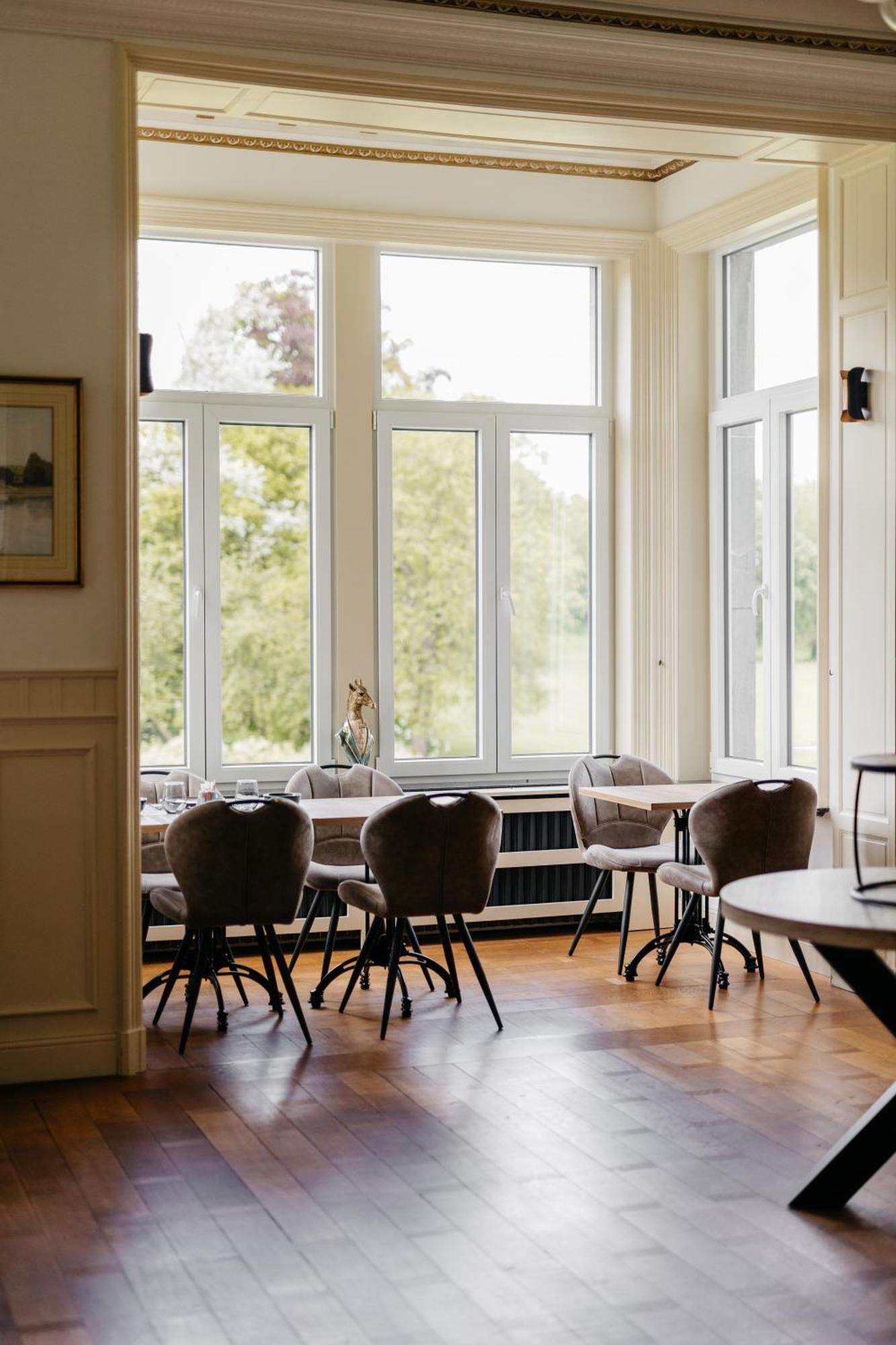 Suite Luxueuse Au Chateau De Saint Vitu 104 Tinlot Buitenkant foto